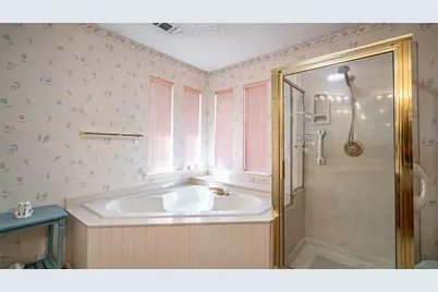 3903 Frisco Circle, Granbury, TX 76048 - Photo 31