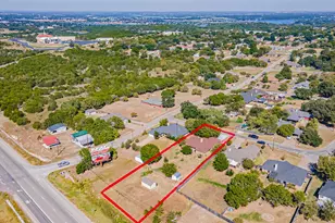 3903 Frisco Cir, Granbury, TX 76048 - Photo 15