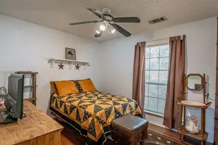 3903 Frisco Cir, Granbury, TX 76048 - Photo 33