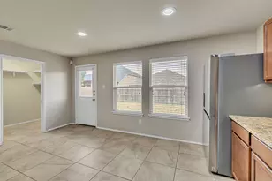 9204 Tierra Verde Dr, Fort Worth, TX 76177 - Photo 9