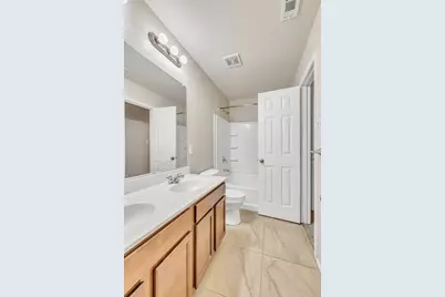 9204 Tierra Verde Drive, Fort Worth, TX 76177 - Photo 15