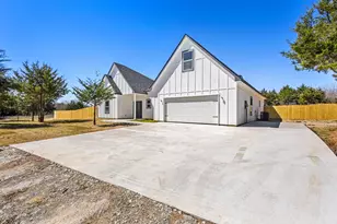 850 County Rd 26750, Petty, TX 75470 - Photo 33