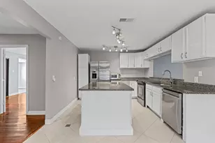 2117 W Lotus Ave, Fort Worth, TX 76111 - Photo 15