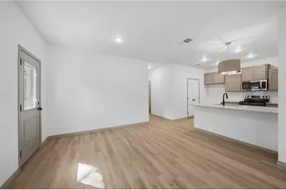 105 S Barron, Covington, TX 76636 - Photo 7