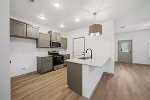 105 S Barron, Covington, TX 76636 - Photo 9