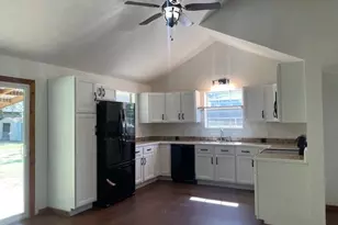 208 N Stadium Dr, Alvord, TX 76225 - Photo 13