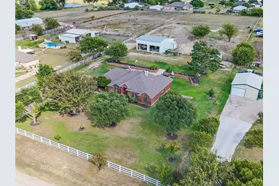 13608 Bates Aston Road, Haslet, TX 76052 - Photo 33