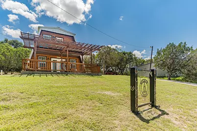 1011 Pawnee Trail, Granbury, TX 76048 - Photo 3