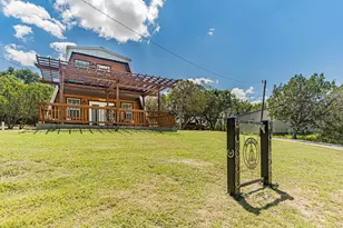 1011 Pawnee Trail, Granbury, TX 76048 - Photo 3