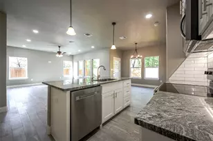 411 Hamilton Rd, Mineral Wells, TX 76067 - Photo 11