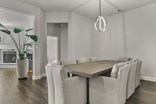 424 Molly Ln, Keene, TX 76059 - Photo 11