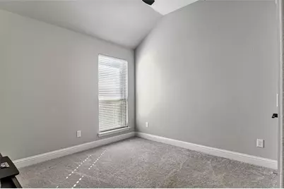 424 Molly Lane, Keene, TX 76059 - Photo 23