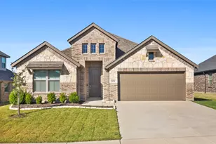 424 Molly Ln, Keene, TX 76059 - Photo 1