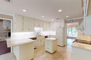 5715 Trail Lake Dr, Arlington, TX 76016 - Photo 13