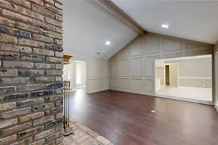 5715 Trail Lake Dr, Arlington, TX 76016 - Photo 9