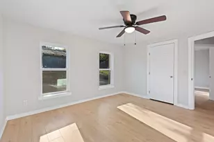 702 Sam Houston, Glen Rose, TX 76043 - Photo 19