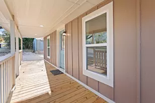 702 Sam Houston, Glen Rose, TX 76043 - Photo 5