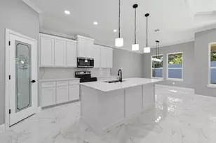 2513 Laurel St, Grand Prairie, TX 75050 - Photo 5