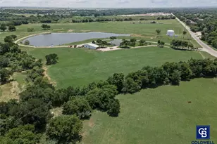 1221 Park, Cleburne, TX 76033 - Photo 23