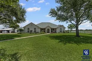 1221 Park, Cleburne, TX 76033 - Photo 5