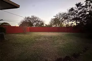 3130 St Croix Dr, Dallas, TX 75229 - Photo 17