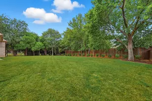 801 Surrey Ln, Flower Mound, TX 75022 - Photo 35