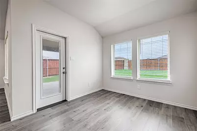 6118 Boardwalk Lane, Princeton, TX 75407 - Photo 7