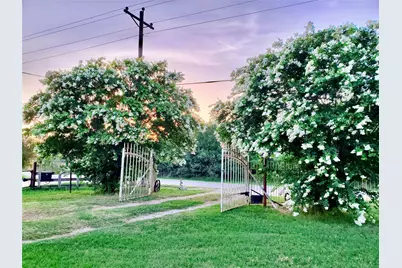 605 Killough Road, Granbury, TX 76049 - Photo 1