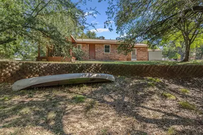 2812 Sky Harbour Drive, Granbury, TX 76049 - Photo 19