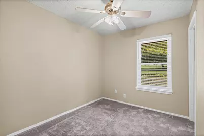 2812 Sky Harbour Drive, Granbury, TX 76049 - Photo 33