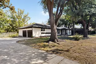 1828 Riverway Dr, Dallas, TX 75217 - Photo 3