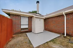 2933 Lawndale Dr, Lancaster, TX 75134 - Photo 37