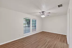 2933 Lawndale Dr, Lancaster, TX 75134 - Photo 19