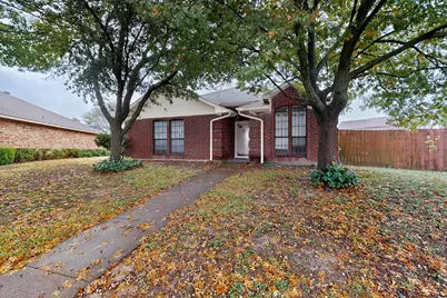 2933 Lawndale Drive, Lancaster, TX 75134 - Photo 5