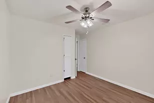 2933 Lawndale Dr, Lancaster, TX 75134 - Photo 33