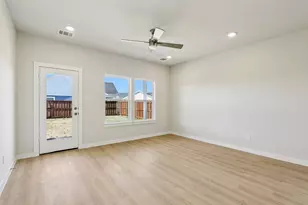 2306 Trailside Dr, Sherman, TX 75092 - Photo 9