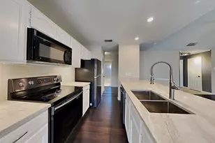 3401 Monticello Park Pl, Fort Worth, TX 76107 - Photo 3