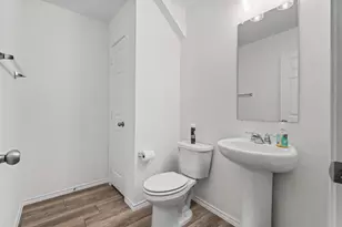 2017 Winding Crk Wy, Denton, TX 76208 - Photo 19