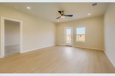 471 Suffolk Drive, Ferris, TX 75125 - Photo 5