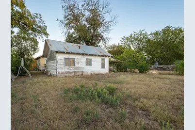 1703 7th Street, Brownwood, TX 76801 - Photo 15