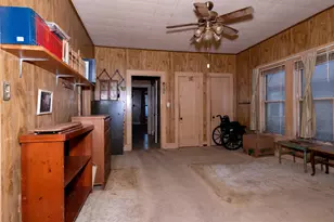 1703 7th St, Brownwood, TX 76801 - Photo 11