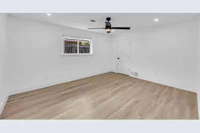 1813 Copper Creek Drive, Plano, TX 75075 - Photo 19