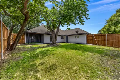 1813 Copper Creek Drive, Plano, TX 75075 - Photo 25