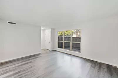 2702 Douglas Avenue #121, Dallas, TX 75219 - Photo 9