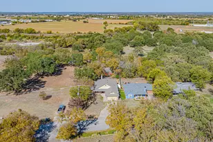 716 E Moore St, Granbury, TX 76048 - Photo 33