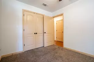 716 E Moore St, Granbury, TX 76048 - Photo 25