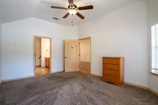 716 E Moore St, Granbury, TX 76048 - Photo 15