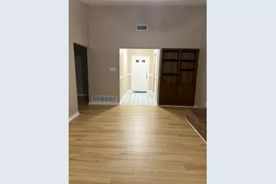 4025 Emerald Drive, Mesquite, TX 75150 - Photo 3