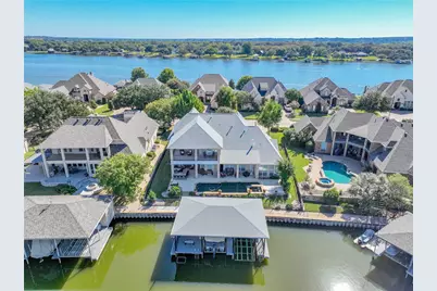 2705 Harborside Drive, Granbury, TX 76048 - Photo 7