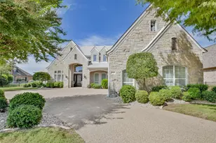 2705 Harborside Dr, Granbury, TX 76048 - Photo 3